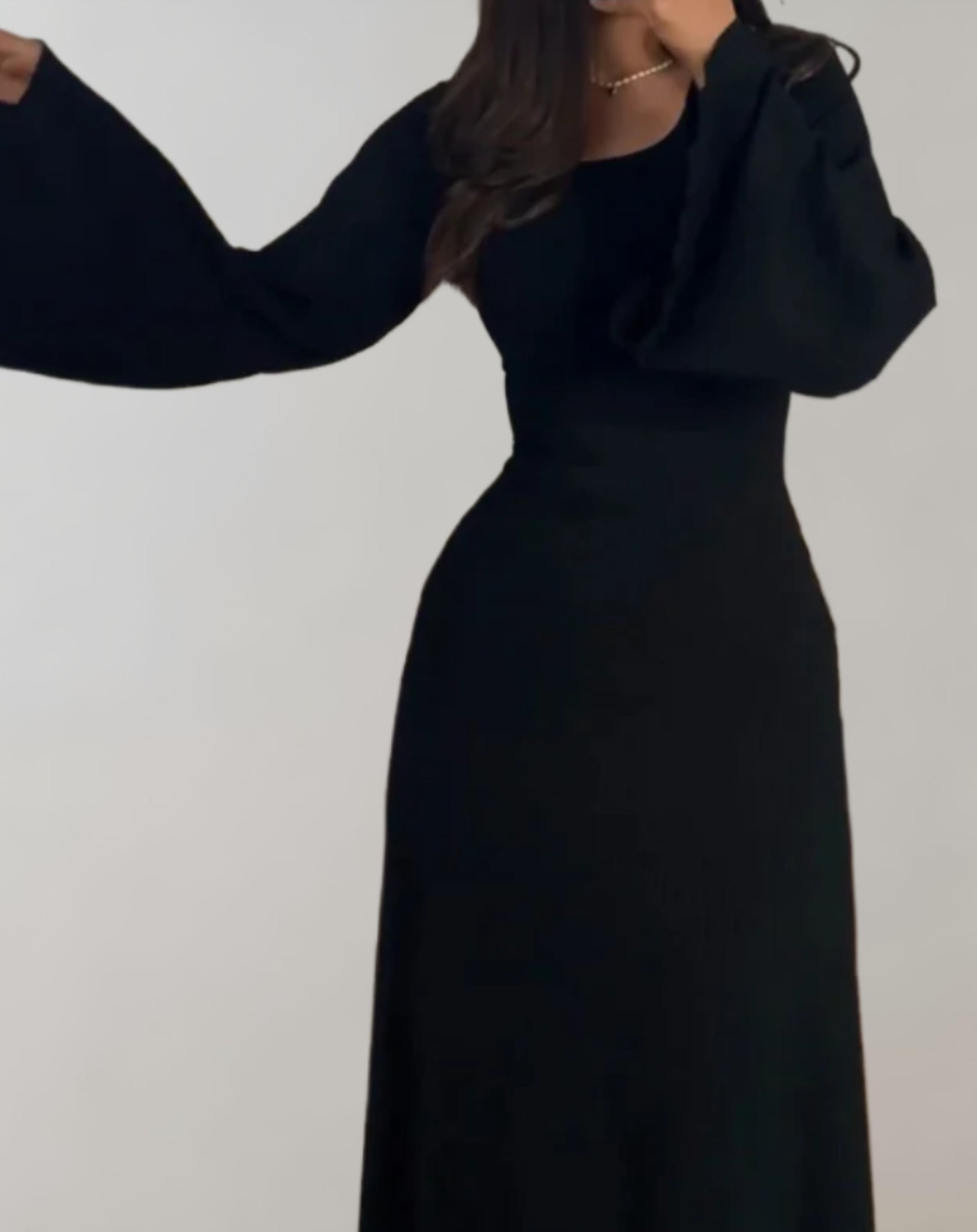 Women's Noemie Long Sleeve Bodycon Dress with Classic Round Neck